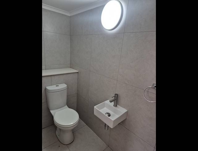 3 BEDROOM DUPLEX TO LET IN GLEN MARAIS